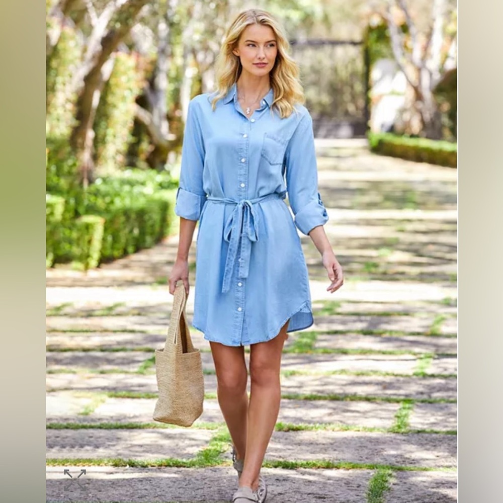 5 for $25!! Bloomingdales Karen Kane Chambray Shirt Dress S.